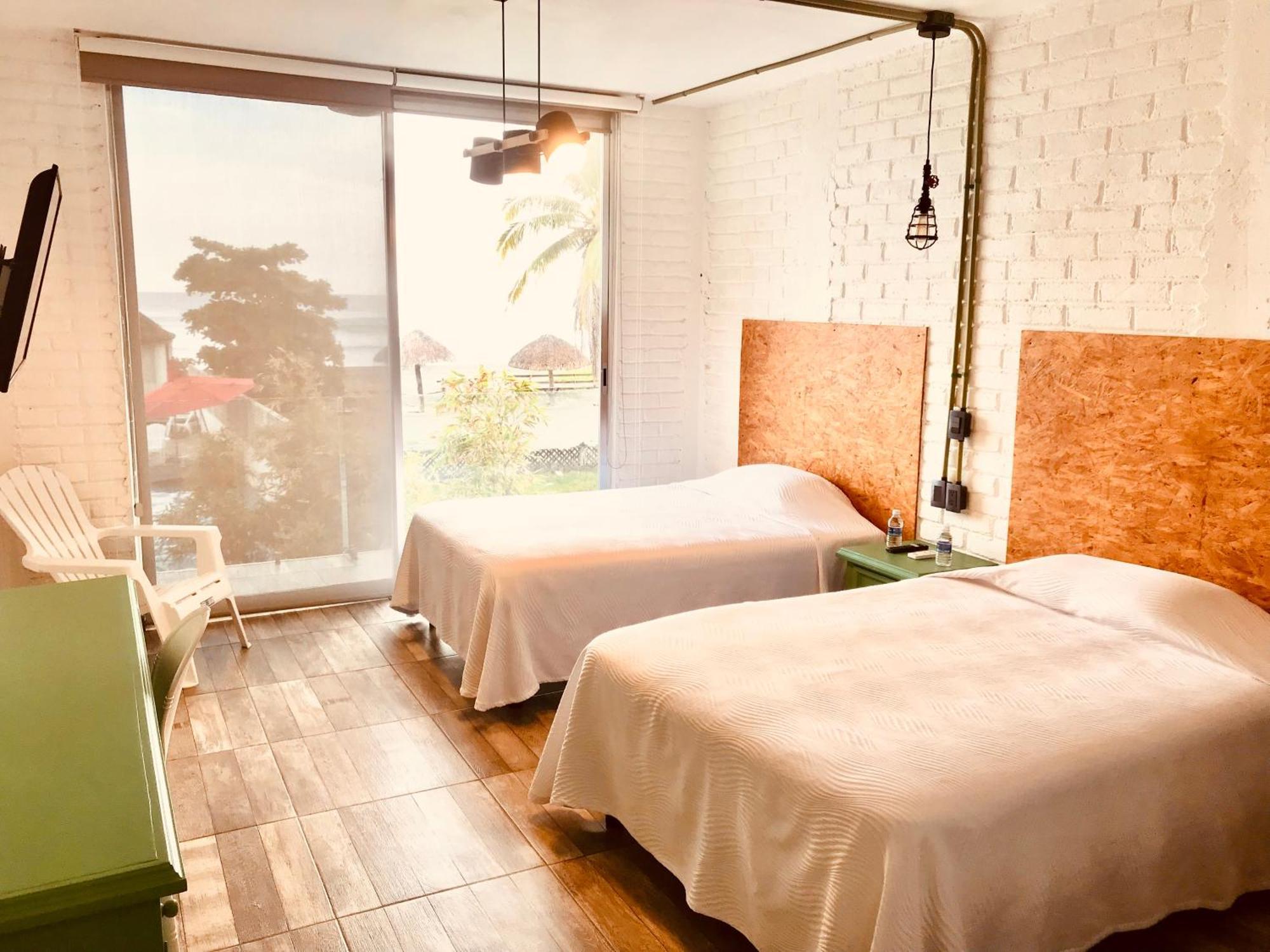 Hotel "Casa Mangata" Puerto Arista Ngoại thất bức ảnh